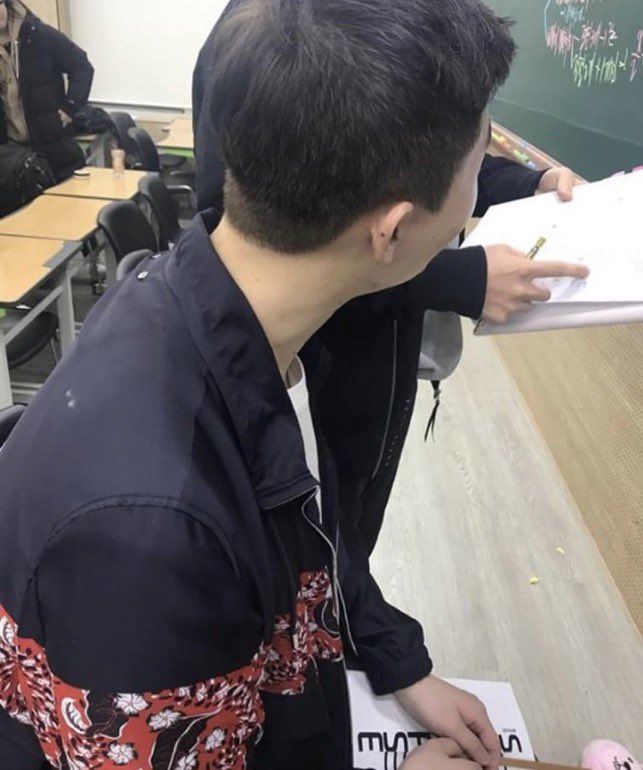 chaeya_24's tweet photo. 프사올려달라는요청이..
이사진  너   무  좋당♡ 여전히레전드 https://t.co/shpDyQkGsq