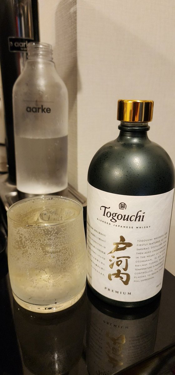 Sake_Meat_Tesla's tweet photo. たまには自宅でゆっくりと。

ブレンデッドジャパニーズウイスキー戸河内 PREMIUM

飲みやすさと個性の表現のバランスが美味い

10月1日発売のSOGAINIと飲み比べもしたいな〜

#TWCJ https://t.co/tBdsOdp5mX