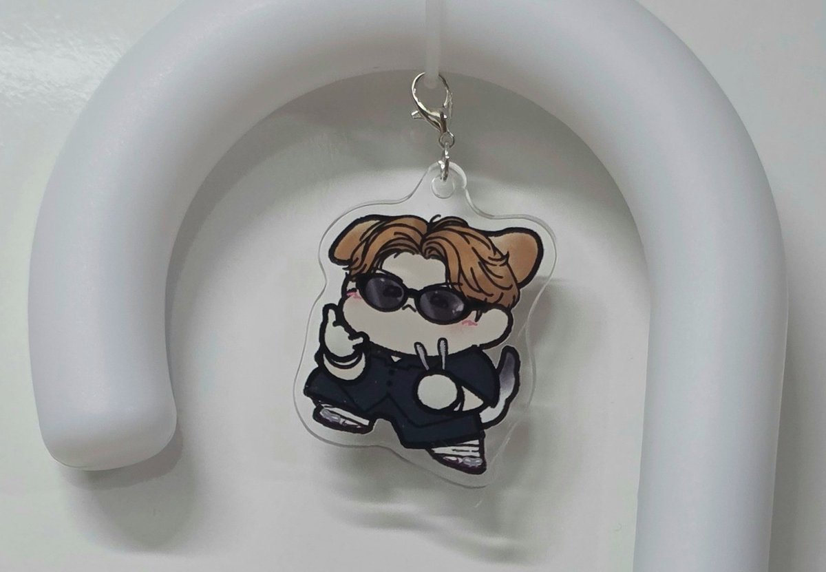 안녕하세요😳! 
입덕 2주년 기념 자축 이벤트를 준비했습니당!
많은 관심부탁드려요💙✨️

[#RT이벤트+팔로우]
👉16분 추첨 (라면덮개 1분/메지루시 15분)
👉메지루시 15분 중 랜덤 5분은 갤럭시 막음단자 추가증정
👉08/31일 충아센에서 직접 전달🌸
👉추첨발표: 8/29(금) 오후 7시
#이창섭 #멤피스