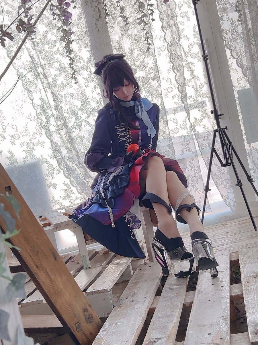 大好きな曲の撮影に行ってきました💜
まだ真ん中の私、Enpurple

 #Yonapurple  #prsk_cos ❄️