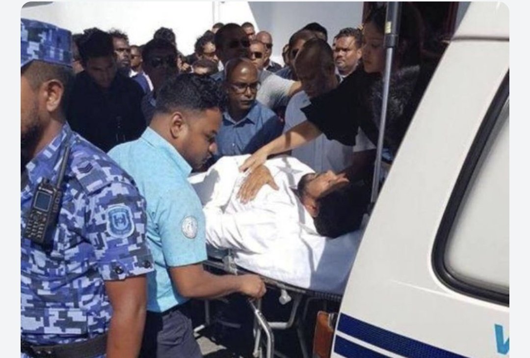 Mi Fageeru kuhjaa Balaa Bodu kurumuge Zimmaa Nagaigen thibee Anna verikan thakun ,Mi Fageeru kuhjaa ah Millionun badhal dhen Nujehey Veriyaku migaumakah naadhe ,Rayyithun thibee Dharani dhahkaane gotheh nethifa