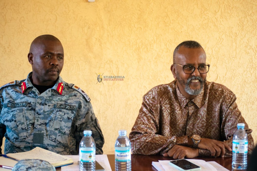 Kyabazinga Initiatives (@kyabazingaini23) on Twitter photo Busoga Kingdom 2nd Deputy Katukiro Owek. Osman Noor Ahmed received a delegation from the Ministry of Defence & Veteran Affairs led by Chief of Air Force Brig. David Gonyi at Bugembe, Kingdom hdqtrs Jinja City under Climate Change & Environment Security Strategy.
<a href="/KingNadiopeIV/">Kyabazinga of Busoga</a> Busoga Kingdom 2nd Deputy Katukiro Owek. Osman Noor Ahmed received a delegation from the Ministry of Defence & Veteran Affairs led by Chief of Air Force Brig. David Gonyi at Bugembe, Kingdom hdqtrs Jinja City under Climate Change & Environment Security Strategy.
<a href="/KingNadiopeIV/">Kyabazinga of Busoga</a>