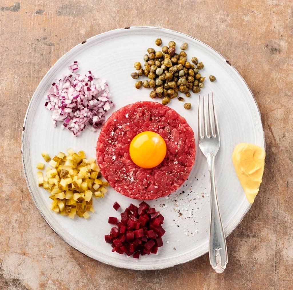 Så här ska en råbiff se ut.
Är så less på alla dessa ”varianter”.