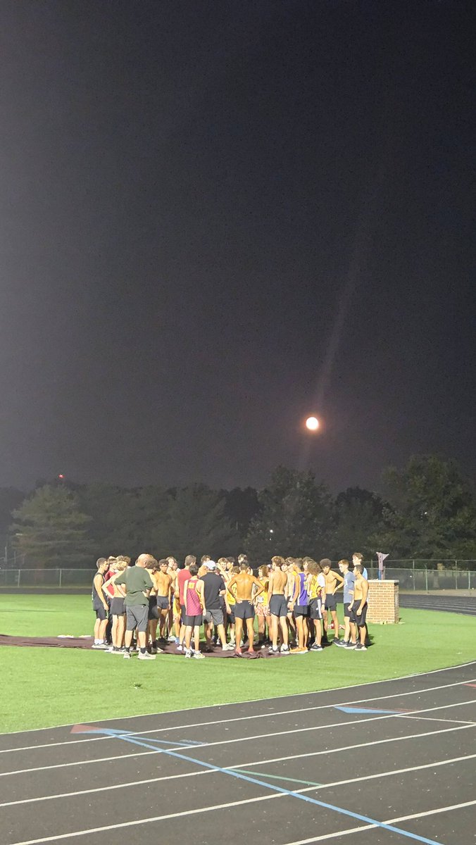 WNHS_BoysXC's tweet image. GOOD MORNING!!!! IT’S RACE DAY!!!!!!! 

We head out to Pickerington North to compete in the Pick North Invite this morning! 

Race #1 is at 8:00am 
Race #2 is at 8:30am 

It’s a great day to be a Warrior!! 

WE&amp;gt;me!! 
#ALLN
#QuietTime