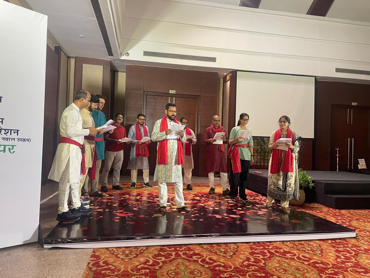 Delighted to witness the incredible spirit of the <a href="/IRFC_1986/">Indian Railway Finance Corporation Limited</a> family at our Team Building &amp; Cultural Evening 2025 in #GreaterNoida.

Unity, trust &amp; collaboration are our true strengths, together we grow, together we achieve!

#TeamIRFC #IndianRailways