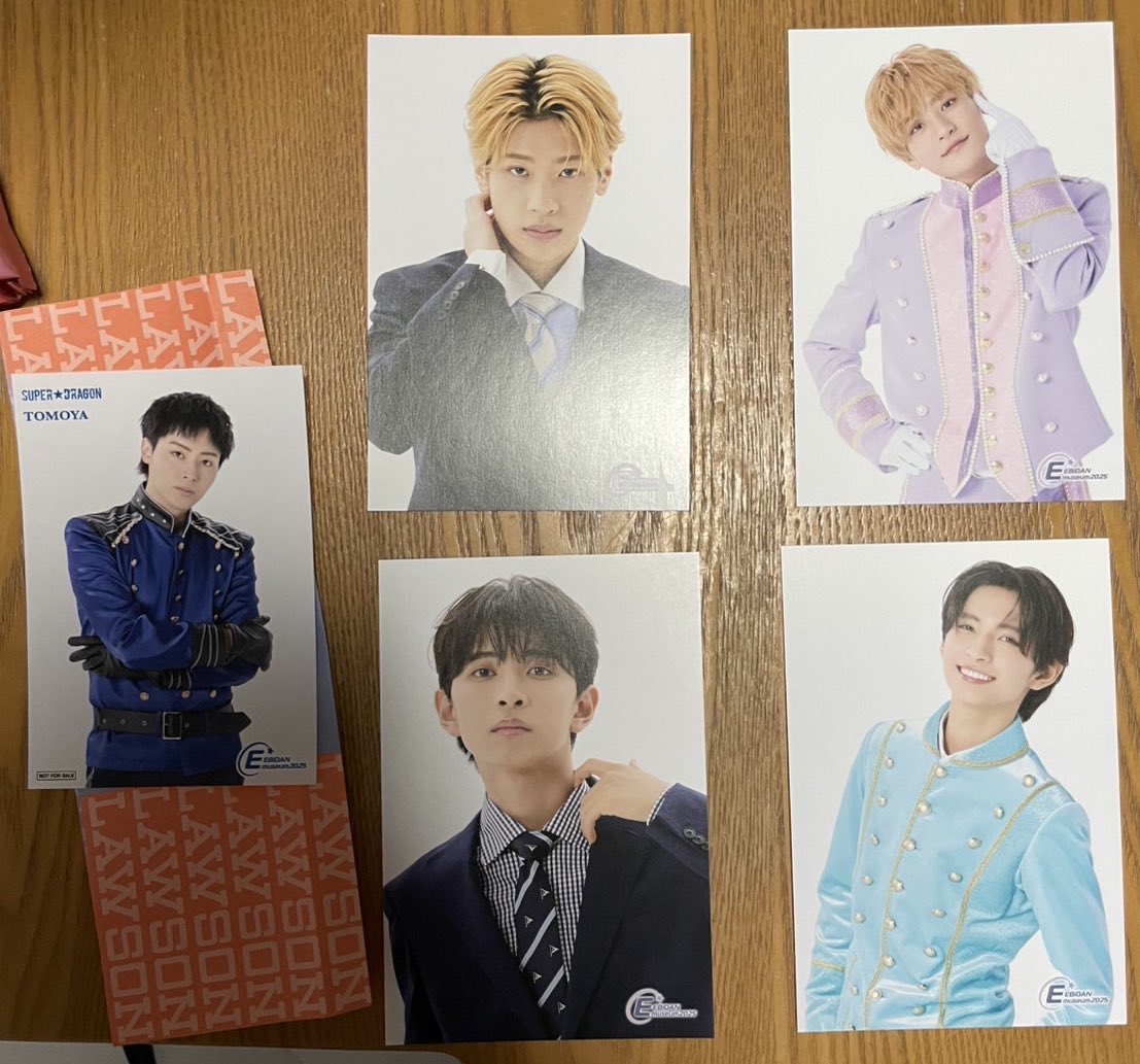 EBiDAN EBiDANmuseum ポストカード ポスカ

【譲】 入場特典 松村和哉 
        ポストカード 竹野世梛 芳賀柊斗

【求】同種 ユーキ

現場手渡し or 郵送でのお取引
お心当たりのある方はお気軽にリプライ・DMお願いします🙇🏻‍♀️

 #EBiDAN譲  #EBiDAN求  #EBiDAN交換