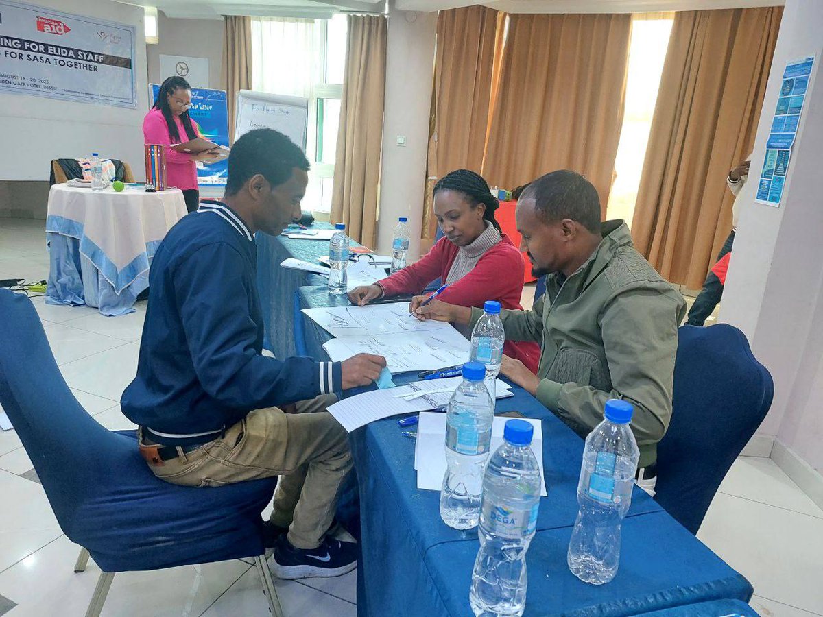 elida_ethiopia's tweet image. 🎉 Our field staff completed a 3-day SASA! Together Setup Training in Dessie!
Thanks to @UN_Women - @UNTrustFundEVAW, @christian_aid and @RaisingVoices Uganda for their support.
Together, we’re building safer, more equitable communities! 💜
#EndVAW #SASATogether @unwomenethiopian