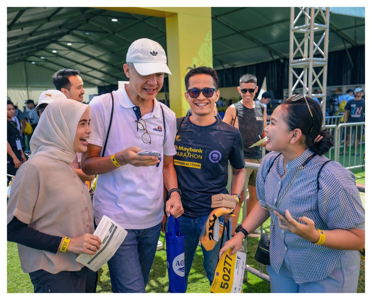 Halo Bali!! Besok kita sehat bersama di Maybank Marathon 2025. Lari sambil menikmati pariwisata Bali yang memesona. 

Siapa besok ikut? Jaga kondisi ya, kita finish strong bareng-bareng. #MaybankMarathon