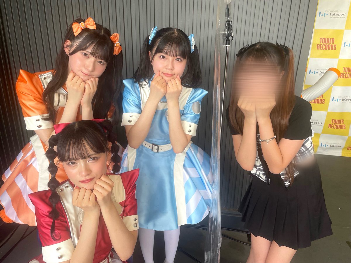 2025.08.23☆

だいすき年下トリオと〜〜💘💘
みんなほんとにかわいかったーーー( ; _ ; )✨

#いぎなり東北産 #桜ひなの ちゃん #藤谷美海 ちゃん #伊達花彩 ちゃん