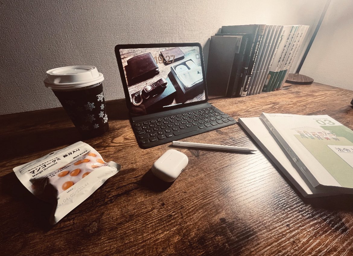 study___3s's tweet image. 競泳終わってご飯食べたので、
寝るまで頑張ります！

#TOEIC #英検 #英語学習
#宅建 #勉強記録