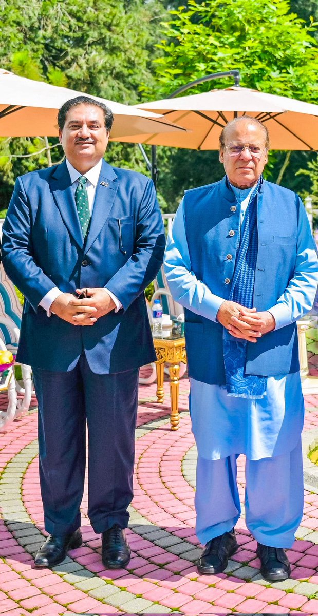 Amir sohail Butt🇵🇰🦁 (@1amirsohailbutt) on Twitter photo صدر پاکستان مسلم لیگ ن میاں محمد نواز شریف سے سابق وفاقی وزیر دفاع و خارجہ انجینئر خرم دستگیر خان کی چھانگلہ گلی میں ملاقات
<a href="/NawazSharifMNS/">Nawaz Sharif</a>
<a href="/kdastgirkhan/">Engr. Khurram Dastgir-Khan (HI)</a> صدر پاکستان مسلم لیگ ن میاں محمد نواز شریف سے سابق وفاقی وزیر دفاع و خارجہ انجینئر خرم دستگیر خان کی چھانگلہ گلی میں ملاقات
<a href="/NawazSharifMNS/">Nawaz Sharif</a>
<a href="/kdastgirkhan/">Engr. Khurram Dastgir-Khan (HI)</a>
