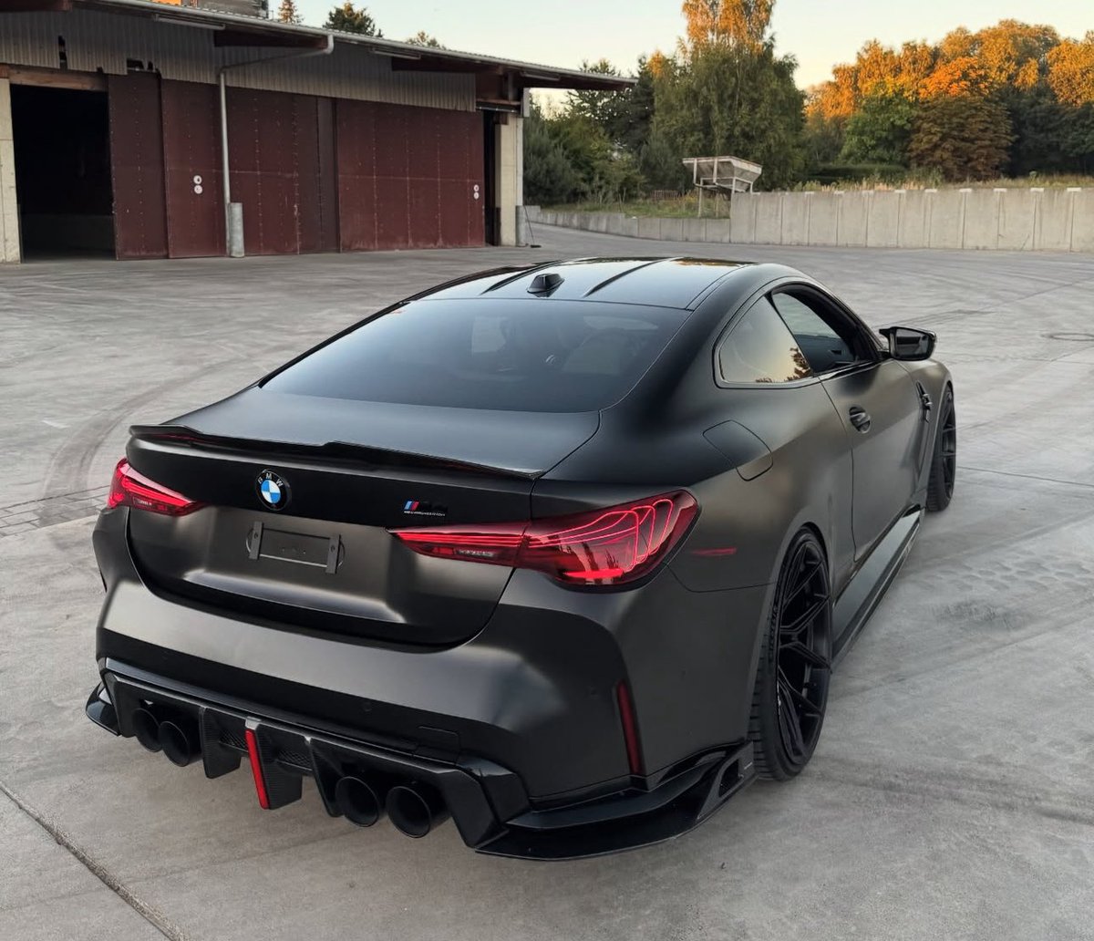 carpxrnpicx's tweet photo. BMW M4 Competition https://t.co/ndToTx2l1q