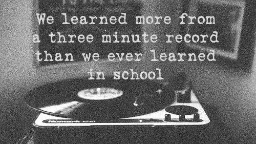 Absolutely🌞...
youtu.be/WZ42tp5I5DM?fe…
@Springsteen