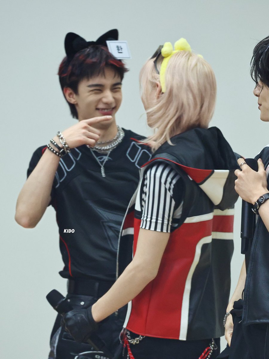 HAPPY HYUNLIX😭💕😭💕😭