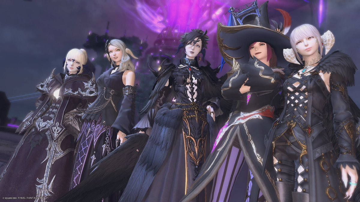 先日のおうち鯖ヴィランズのSS＾＾
まさかのルーレットでセンターになったのでびっくりでした！
集合SSといっしさんとりぃさんに誘ってもらって1枚、その後管理メンバーさん方とも1枚。みんなかっこよかったのと普段のイメージと離れてて良かった😊
うちの子は平常運転！
#Ouchiga1ban