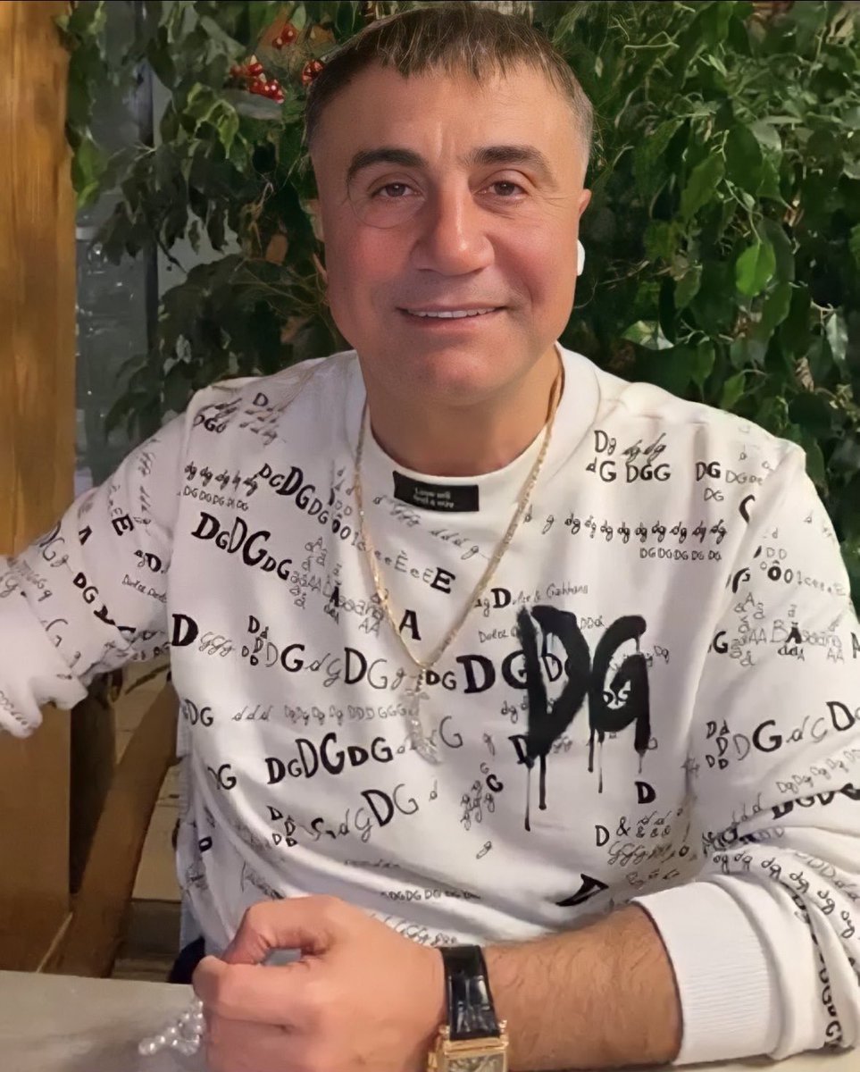 REİS SEDAT PEKER, ‘Türkiye’ye dönmeli’ diyenler burada mı?