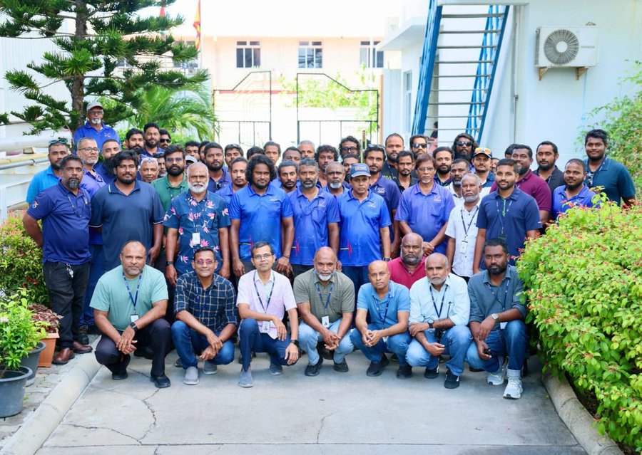 ހުޅުމާލޭ އިންޖީނުގޭގައި މިއަދު ކުރެވުނު މޭޖަރ މެއިންޓަނަންސް މަސައްކަތް ކާމިޔާބުކަމާއެކު ނިންމާލައިފި
miadhu.mv/article/read/4…