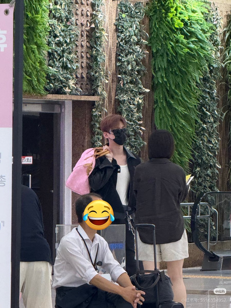 구라같다...
우리 지금 백경정 보유국됨