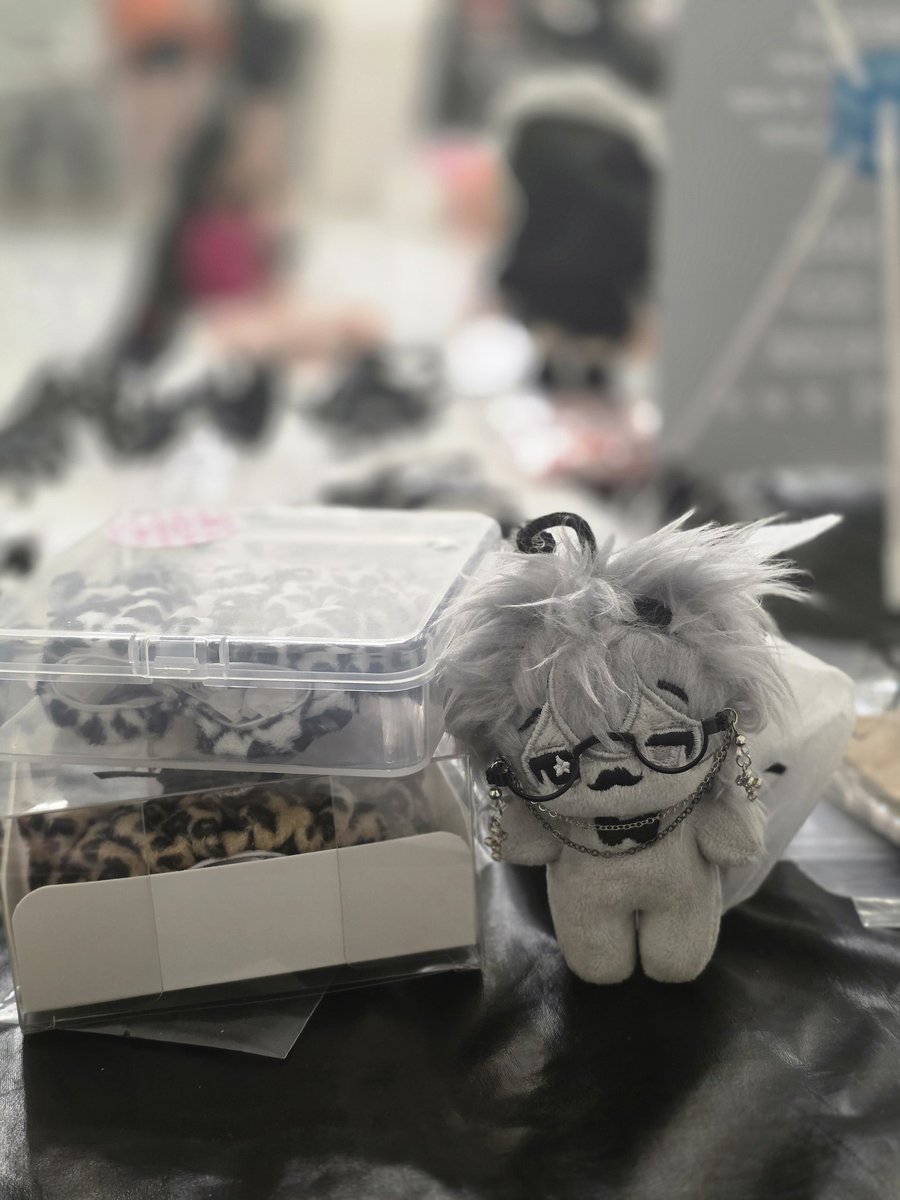 솜 옷 팔아서 솜 옷 사~