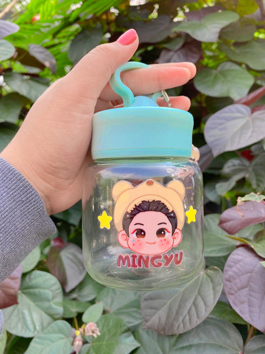 mwniceu's tweet image. Freeclaim Botol Minwon by @mwniceu

🍼 Claim tanggal 25 Agustus 2025 / 20.00 WIB
🍼 Claim lewat 🍊 set harga  10k (no refund)
🍼 Please tag aku ya kalau dapet dan barangnya sudah sampai
🍼 Cantumkan @ kalian di note
🍼 FOR MINWONIST ONLY
🍼 1 orang = 1 botol.