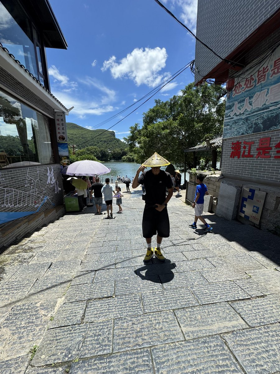 livefrmutopia's tweet image. 