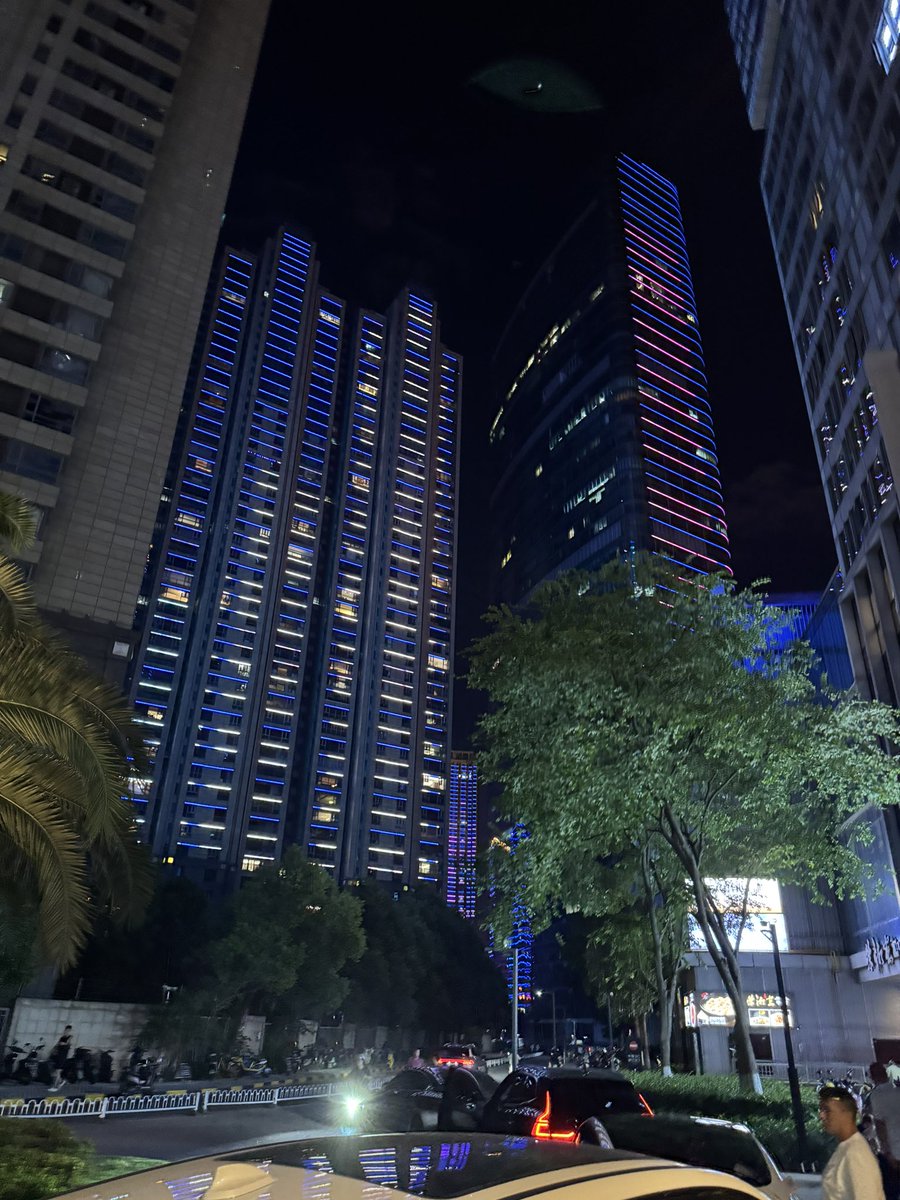 livefrmutopia's tweet image. 