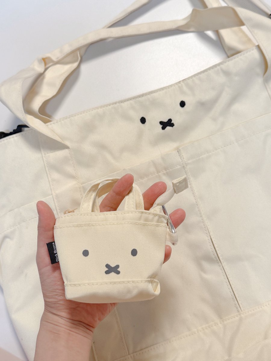 내가 진짜 귀여운 거 보여줄게ㅡ  ̫ ㅡ