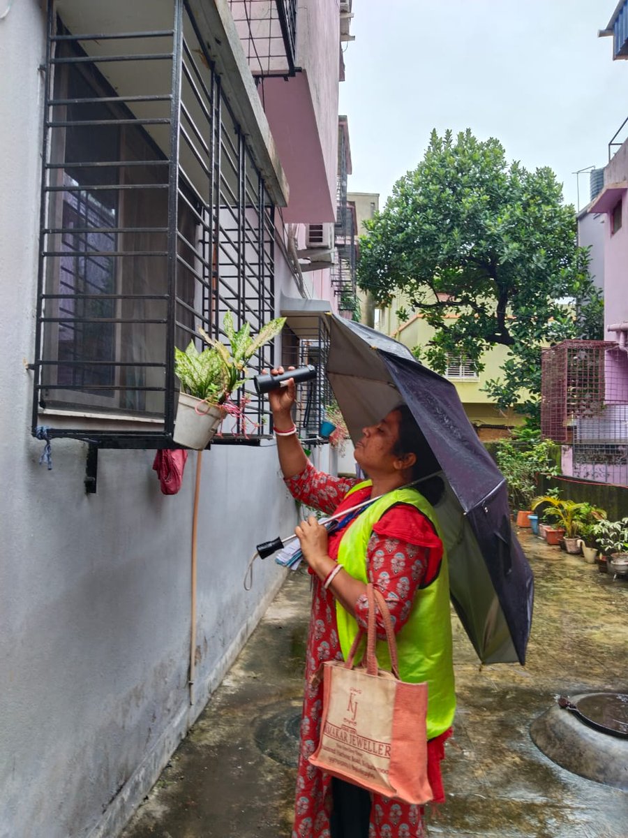 kmc_kolkata's tweet image. A few pictures of the frontline workers of the Vector Control Team on duty across the city.

#VectorControlByKMC #KMConDuty