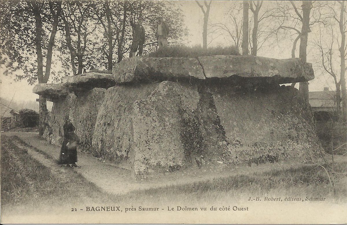 The Grand Dolmen of Bagneux in Saumur (Maine-et-Loire) has 4 capstones resting on 4 broad orthostats on each side and a single terminal slab which is over 7m wide as illustrated on this view of the back and N side of the tomb.