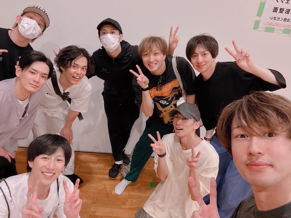 忍ミュ六単の横浜公演稽古♬
ワイワイガヤガヤ、楽しみだーーーー
待ってろ横浜ーーーー！！！！！