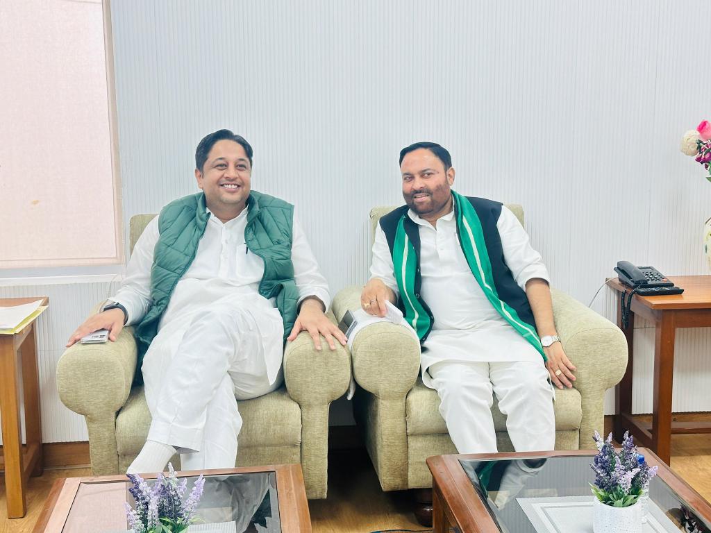 ANIL KUMAR (@anilkumarmzn) on Twitter photo बिजनौर लोकसभा से मा0 सांसद श्री चंदन चौहान जी को जन्मदिन की हार्दिक शुभकामनाएं।
आप स्वस्थ और दीर्घायु रहें, प्रकृति से यही कामना करता हूं।
<a href="/chandanch/">Chandan Chauhan</a> बिजनौर लोकसभा से मा0 सांसद श्री चंदन चौहान जी को जन्मदिन की हार्दिक शुभकामनाएं।
आप स्वस्थ और दीर्घायु रहें, प्रकृति से यही कामना करता हूं।
<a href="/chandanch/">Chandan Chauhan</a>