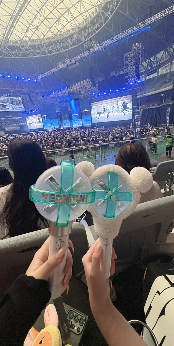 9zzun13's tweet image. ⸝⸝⸝꒰ঌ(⃔ ⌯&apos; &apos;⌯)⃕໒꒱ ♡