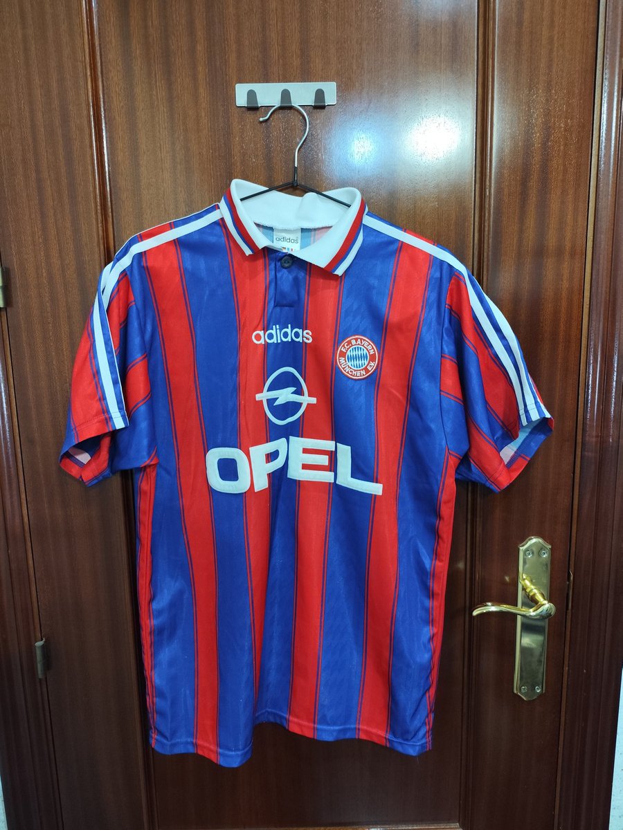 iArrizabalaga's tweet image. Bayern Munich 1995. Home. Talla S.
+info. MD.