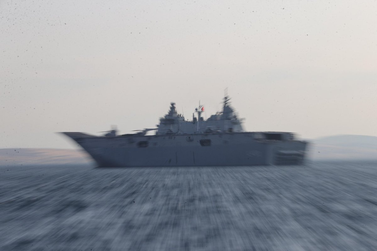 TCG Anadolu ile Çanakkale’den İstanbul’a uzanan Zafer Yolculuğumuz başladı!

Bir zafer şehri Çanakkale'den, ülkemizin tüm zafer duraklarına selâm olsun... 

Mavi vatanın ufuklarında, ecdadın izinde; gururla, şanla şerefle…🇹🇷

#MaviVatanYolculuğu <a href="/tcsavunma/">T.C. Millî Savunma Bakanlığı</a>