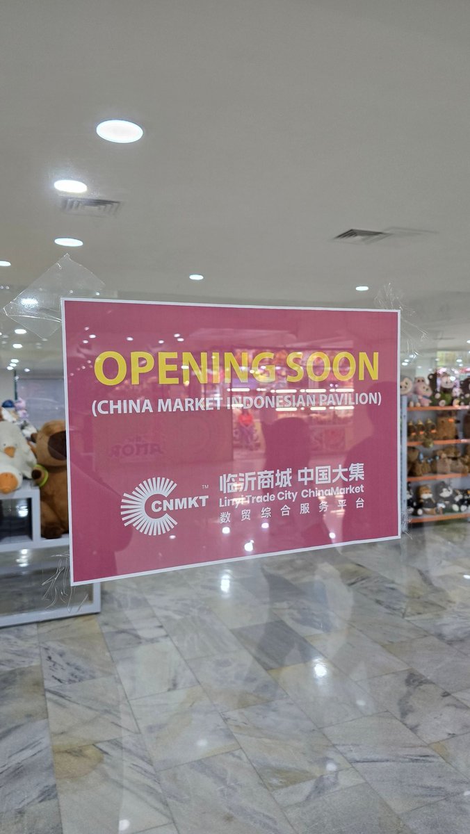 Konon katanya sih Anti Asing, tapi seems banyak Perusahaan China yang mulai datang ke Indonesia.. 

Di tempat kalian sama juga gak sih? 👀