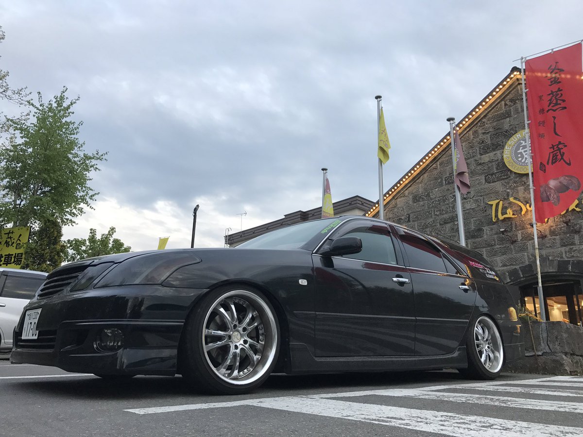 過去車🤣
今は凄い方に嫁いで行った😁
 #とにかくトヨタマークIIを貼ろう