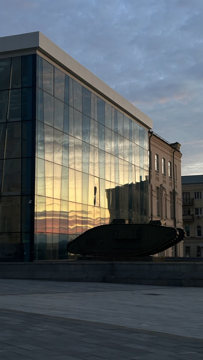 Кішка Шредінгера tweet media