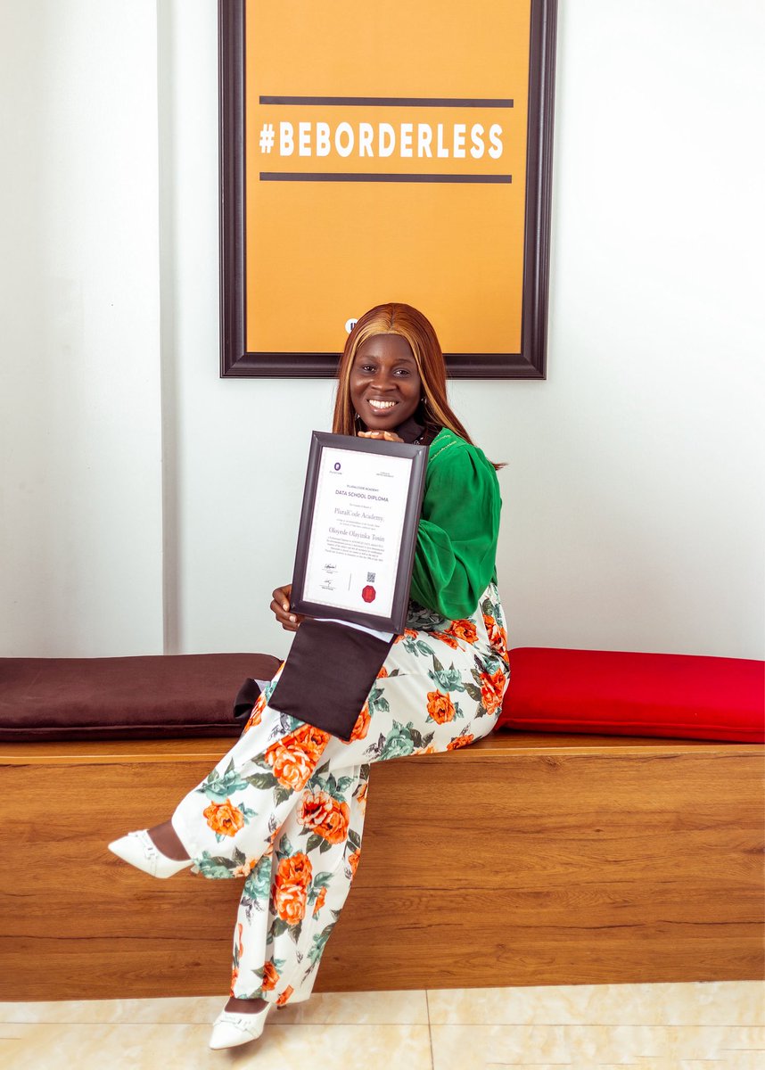 pluralcode's tweet image. Celebrating the first tranche of our class of 2025 Graduating students. 🎊🎊🎊
You persevered through challenges, down times and came out untop.
You have been equipped with the right skills, from soft skills, to technical skills, some of you are in the middle of your internship…