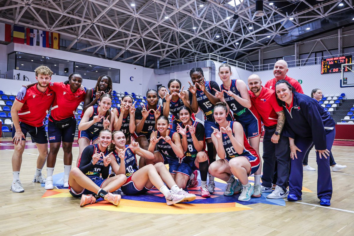 Game Day! 🇬🇧

The final game of the summer for our Youth Teams, the U16 Women face Czechia in a battle for 13th place at this year’s EuroBasket.

📺 Watch live from 11:00AM ➡️ youtube.com/live/hXuanGcT2…

#GBbasketball