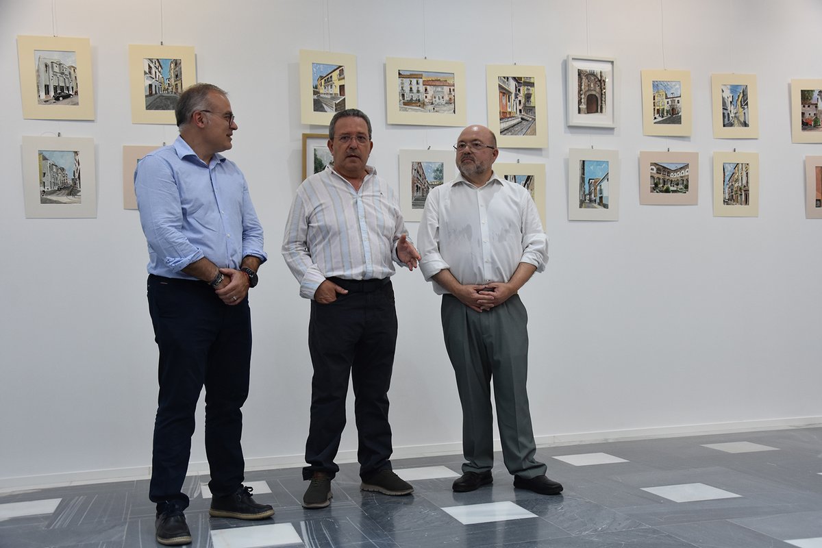 En la tarde del pasado viernes 22 de agosto quedó inaugurada la exposición de pintura del bastetano Francisco Polaino, que se podrá disfrutar en la sala de exposiciones de la Casa de la Cultura hasta el 12 de septiembre.