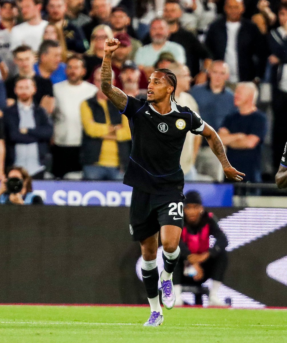 Joao Pedro:

“I’ve been expecting to come to a big team for a long time, so I’ve arrived with a lot of energy to take this opportunity. I wanted to try and show my quality in the game, and today I was happy to score and get two assists…”

[via <a href="/ChelseaFC/">Chelsea FC</a>]