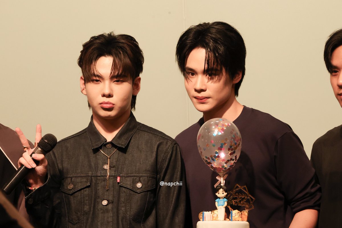 คู่สร้างคู่สมมากกก 🎂

#happy18thpvypeak
#pvy_peak #vvolkvo