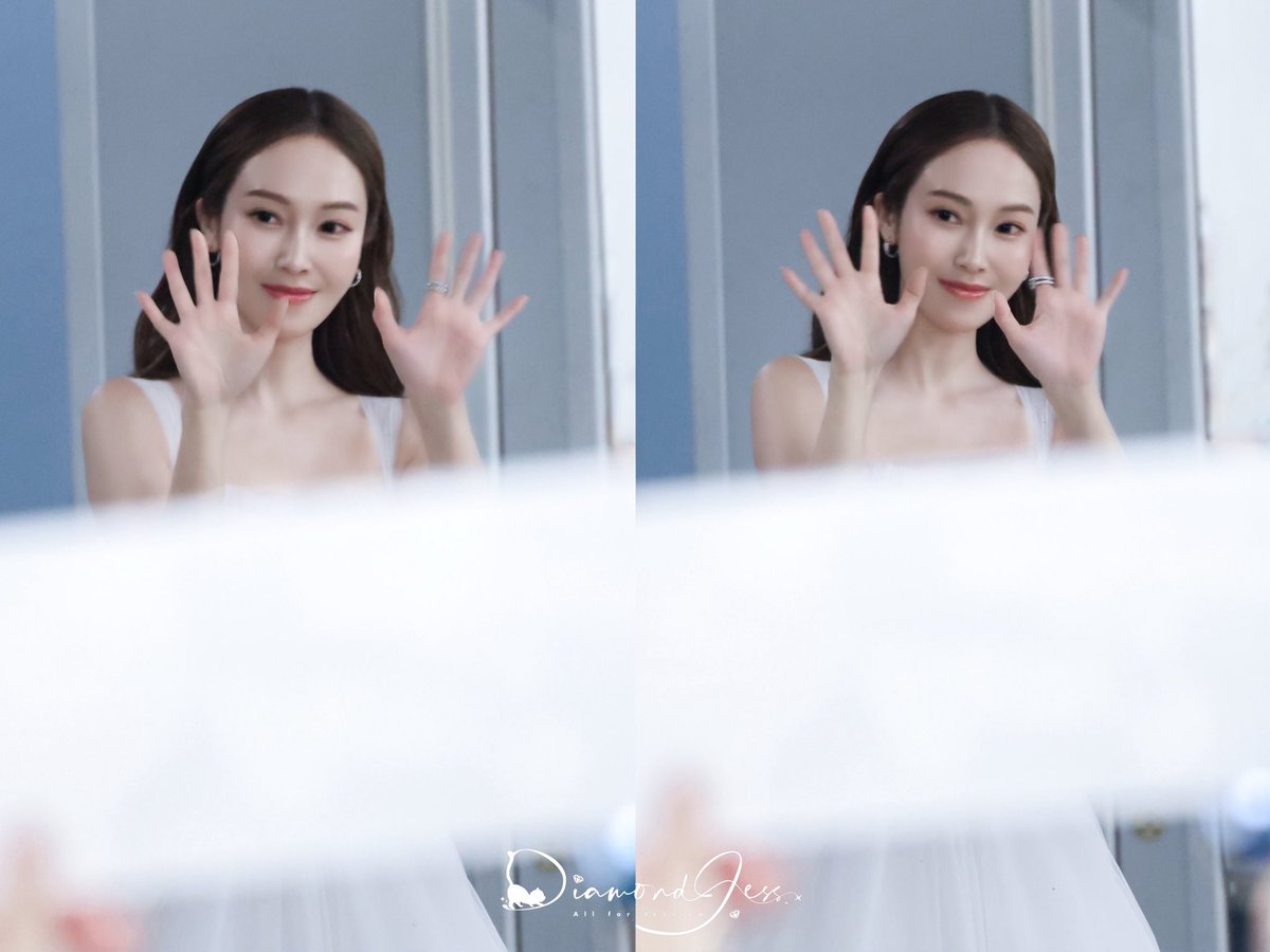 250816 Weibo Cultural Exchange Night in Bangkok

🤍✨👐😘

#JessicaJung #제시카 #ジェシカ