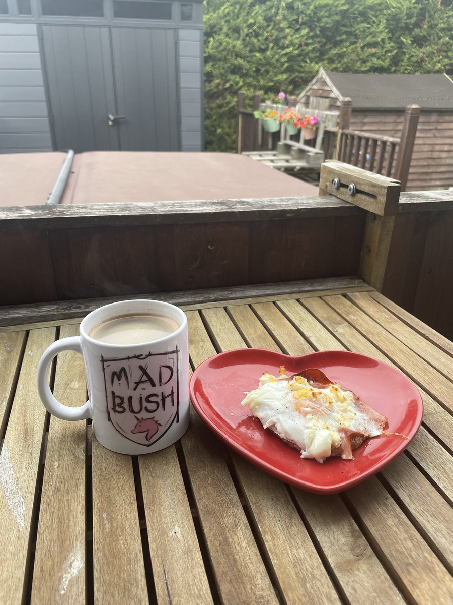 <a href="/GrampianHR/">Grampian Hospital Radio</a> Tuned in from home today. Breakfast alfresco ☕️🍳