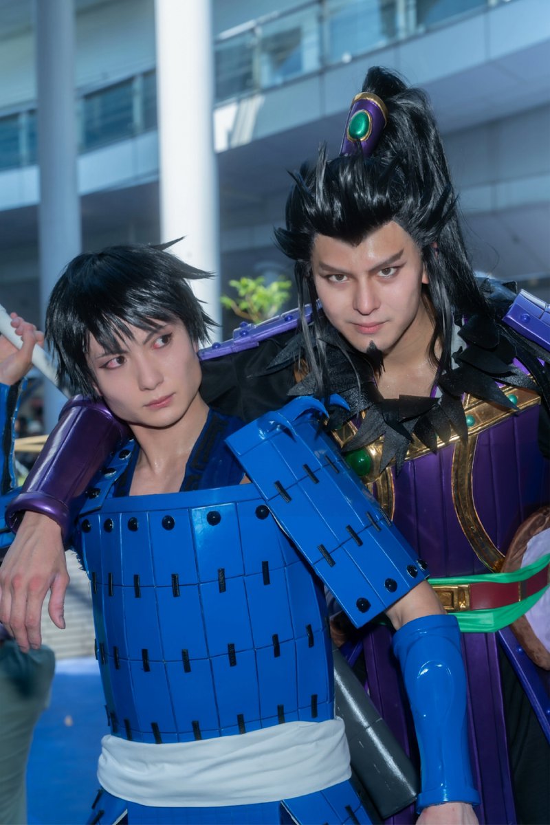 【Cosplay】
----------------------------------
　　キングダム
　　　信&amp;桓騎
「ここで大人の戦いを覚えていけ
　　　　　　　　　　　　飛信隊」
----------------------------------

桓騎将軍:おーやん(<a href="/bujerman/">おーやん⚡️コスサミ</a>)
信:ろまの歩
撮影:九十九様(<a href="/tukumo9_9/">九十九ver.2.0</a>)
#コスサミ　#コスサミ2025