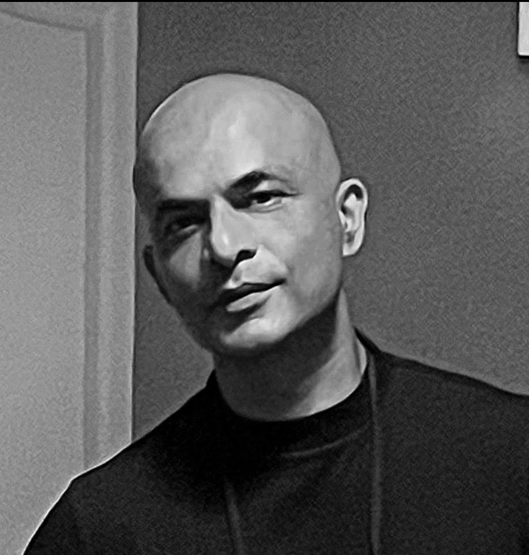 "India's politics is the revenge of the poor. They might not look at it as a violent act but it emerges from some kind of violence against us, the middle class"- <a href="/manujosephsan/">Manu Joseph</a>, author, Why The Poor Don't Kill Us, talks to me on the Books&amp;Authors #podcast:
open.spotify.com/episode/4JUNiC…