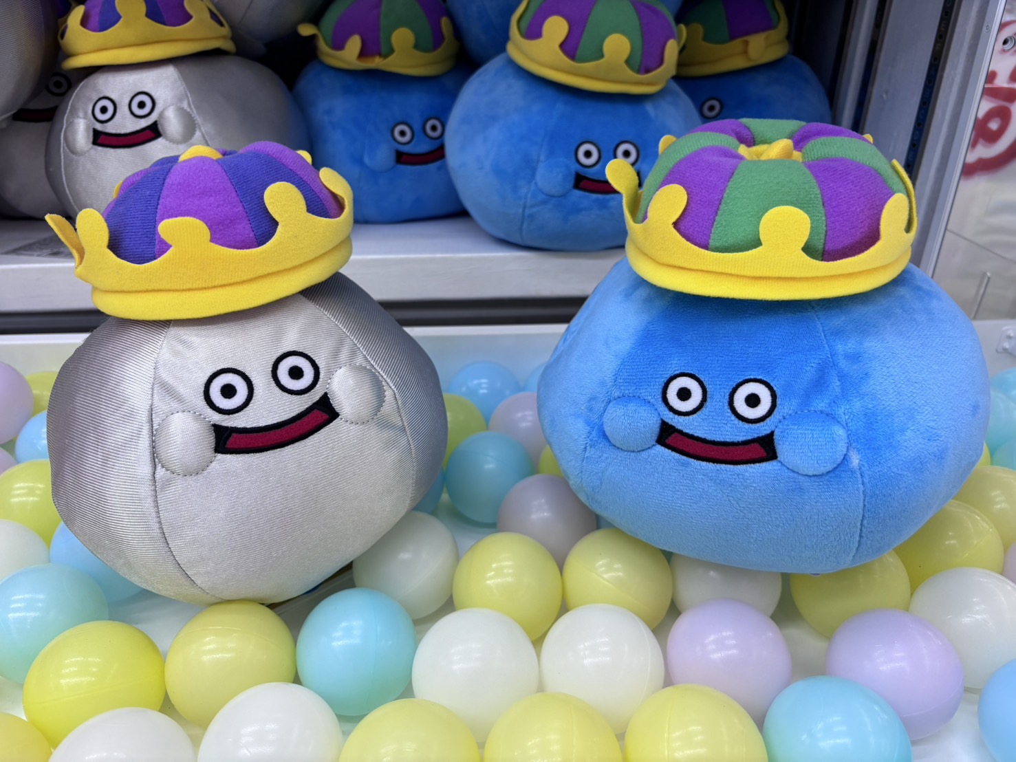 ドラゴンクエスト AM ふるえるぬいぐるみ キングスライム メタルキング 12個 メタルキング】ドラゴンクエスト AM ふるえるぬいぐるみ キング