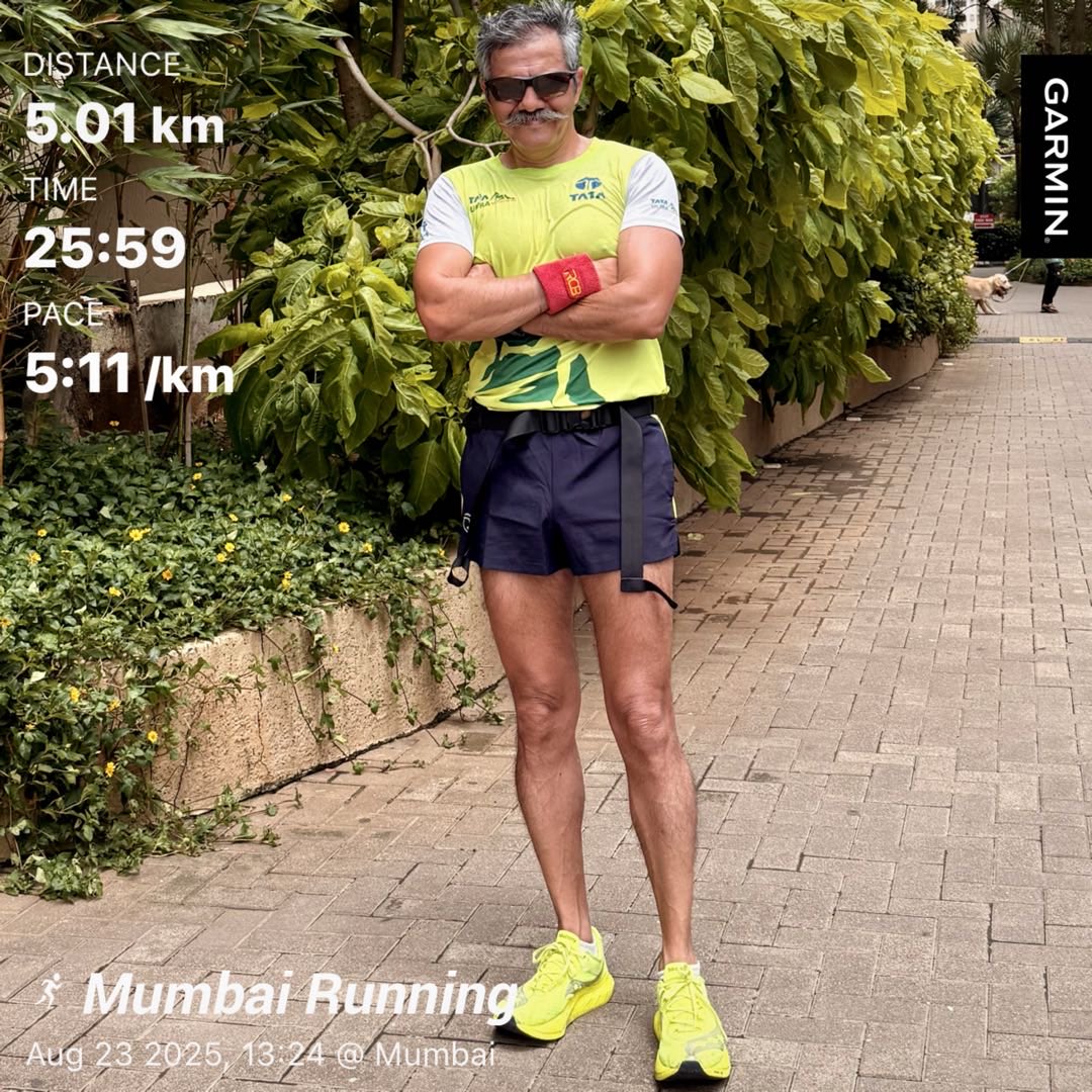 This is afternoon running. The result shows that the body is in a better shape and opened up to run faster. My best 5k running probably. #running