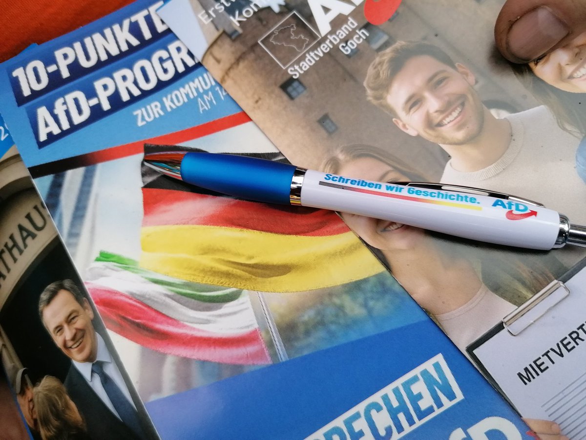 rechtsinverzet's tweet photo. @EWagensveld @AfD Nu in #Goch AfD 👌 https://t.co/s0NNQXTzgK