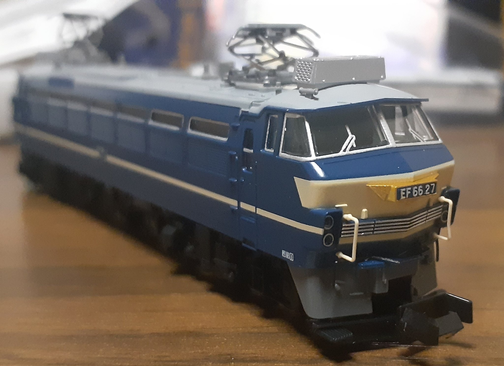 EF6627 - Search / X